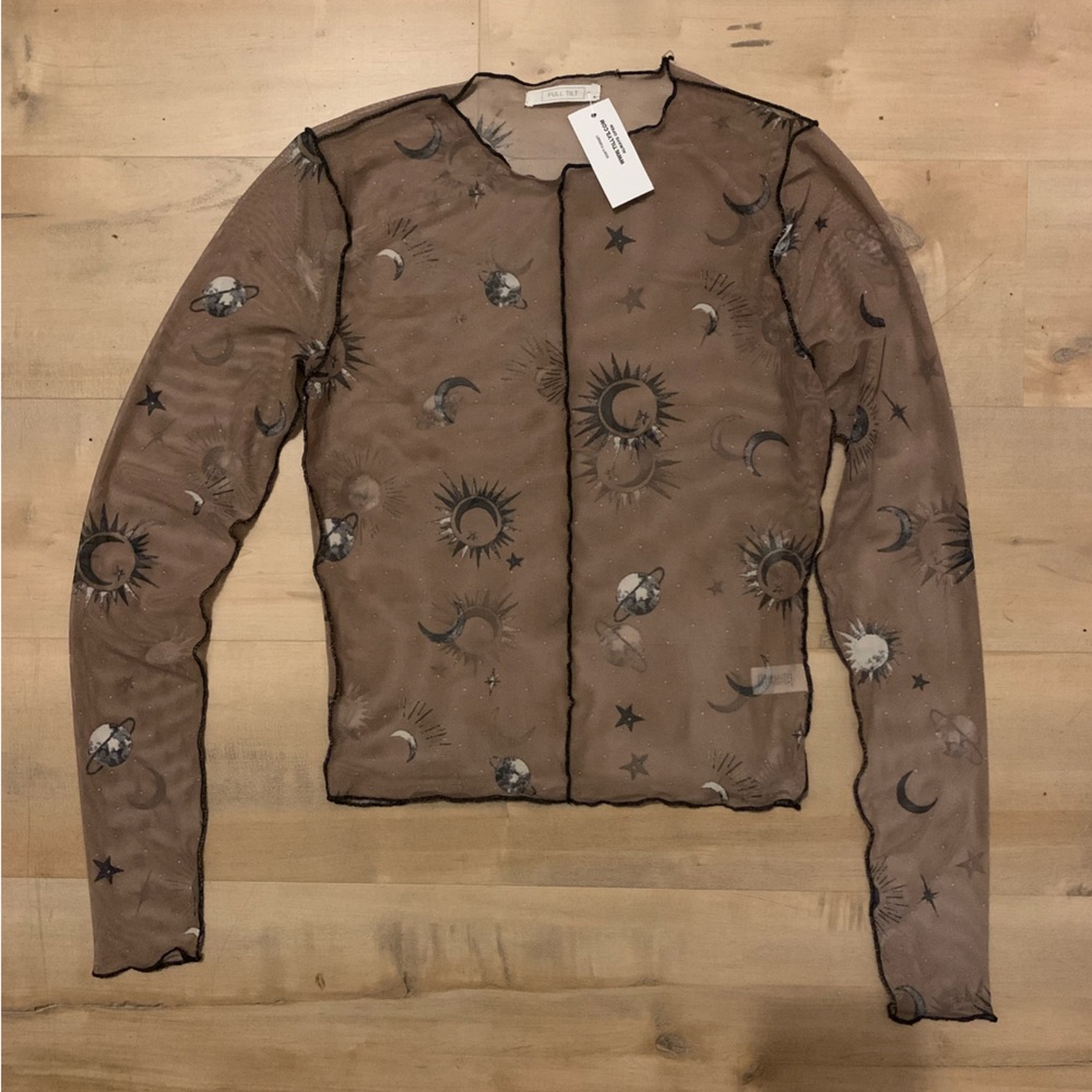 NWT Tillys Mesh Sun&Moon Top